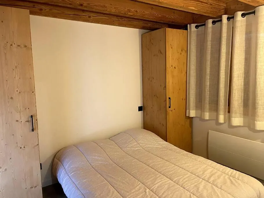Megeve Demi Quartier Chalet 12 P