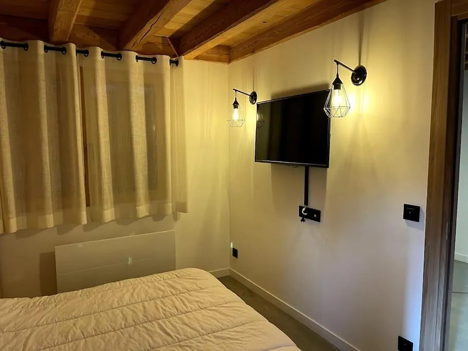 Megeve Demi Quartier Chalet 12 P France